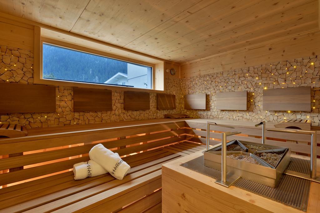 Hotel Garni Jennewein Mayrhofen Bagian luar foto