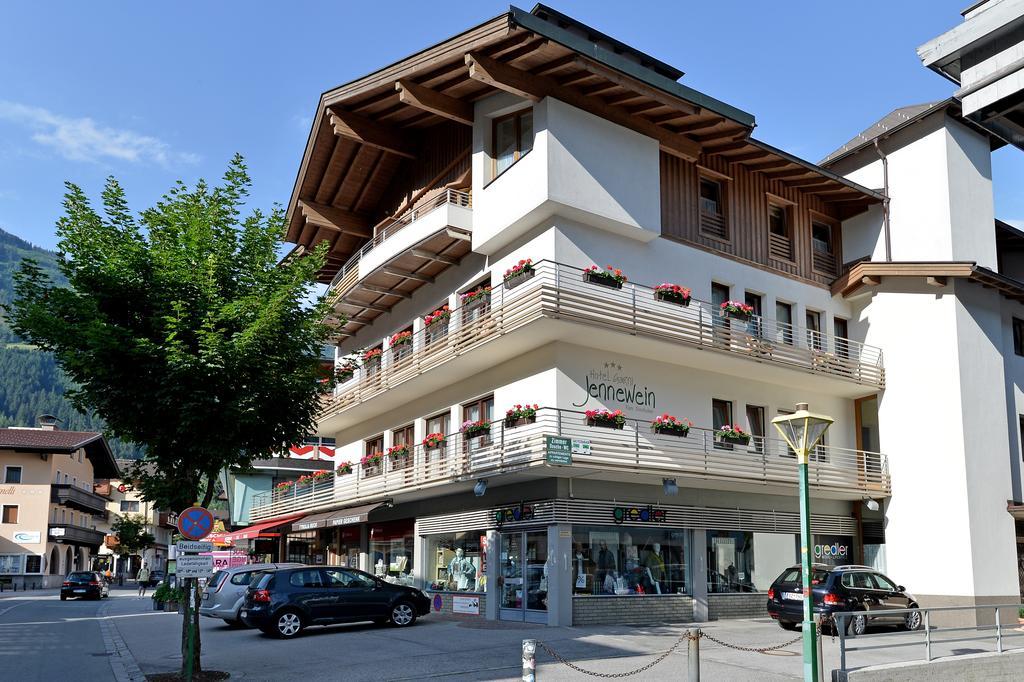 Hotel Garni Jennewein Mayrhofen Bagian luar foto